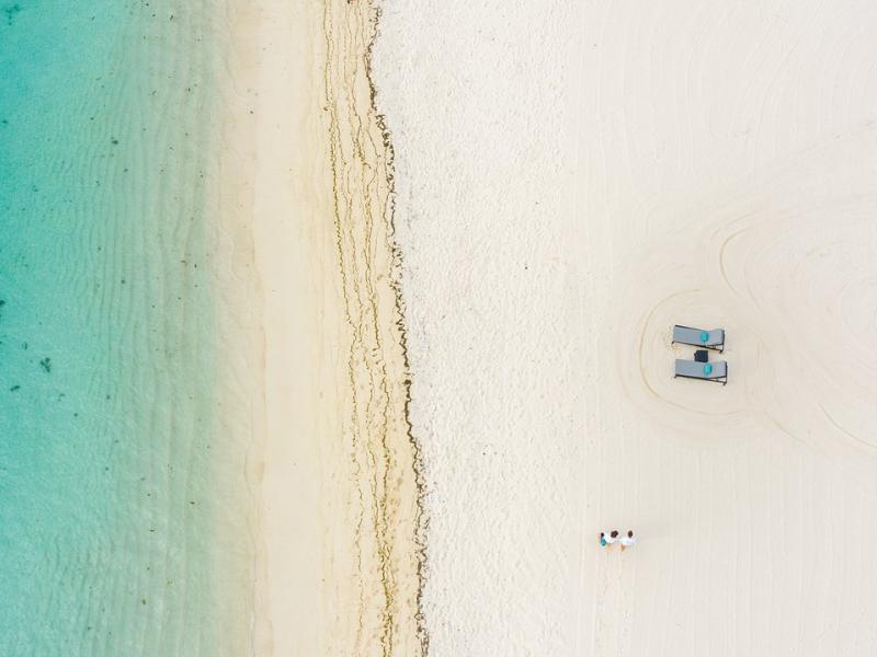 Dinarobin Beachcomber
