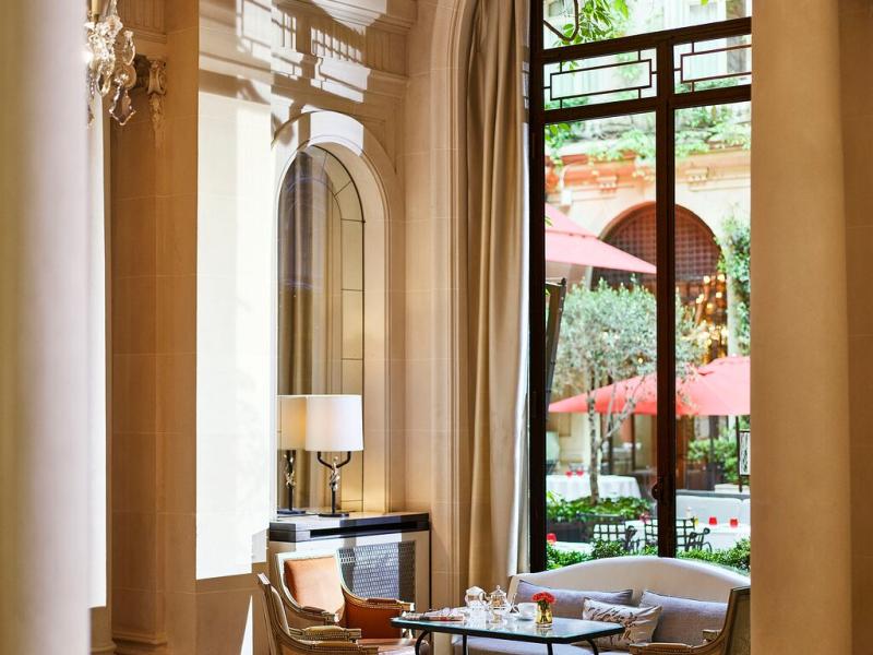 Hotel Plaza Athenee