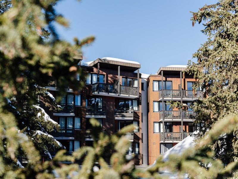 Lake Hotel Courchevel 1850 by HappyCulture