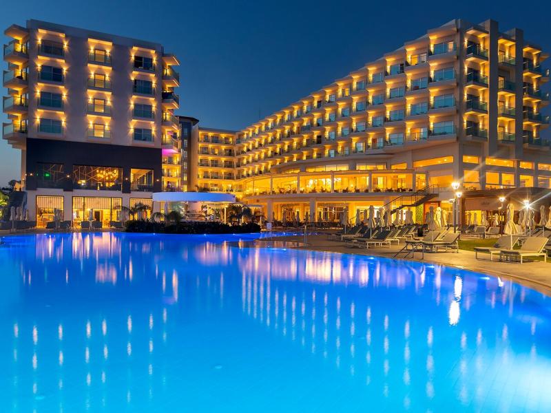 Nissiblu Beach Resort