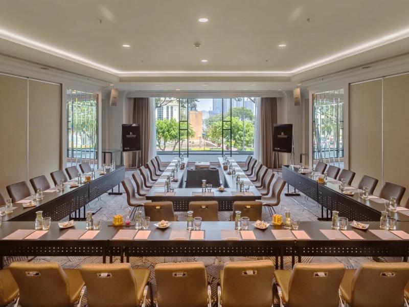 Renaissance Riverside Hotel Saigon