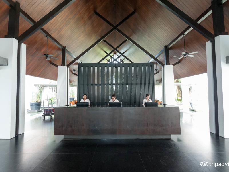 Twinpalms Phuket Resort